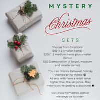Holiday mystery set